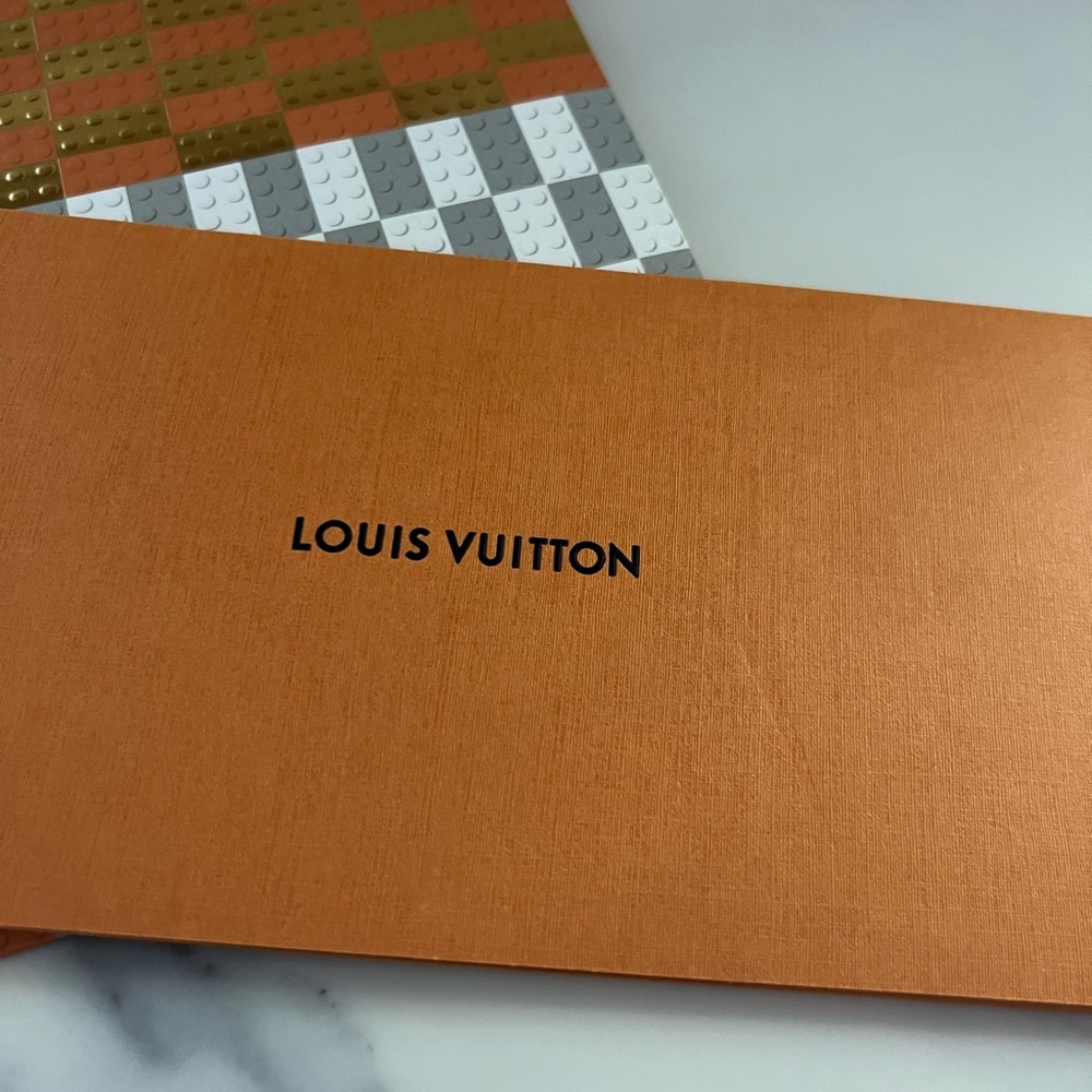 AUTHENTIC  Louis Vuitton 2022 Holiday Lego Gift Shopping Bag - Picture 7 of 11